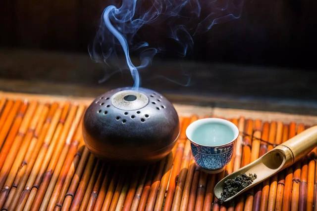 一盞清茶:不驚艷時光,只溫柔歲月