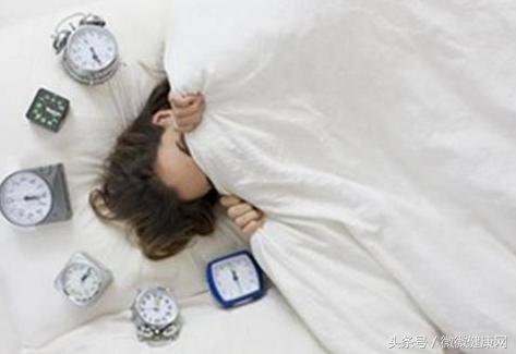 睡眠是養生,別睡不著,失眠睡前可以喝兩物,有助睡眠
