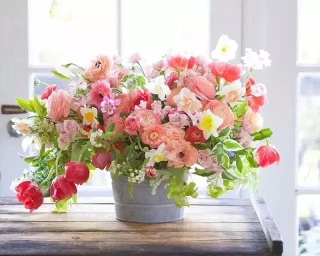 愛上花藝,讓你的空間“花香四溢”