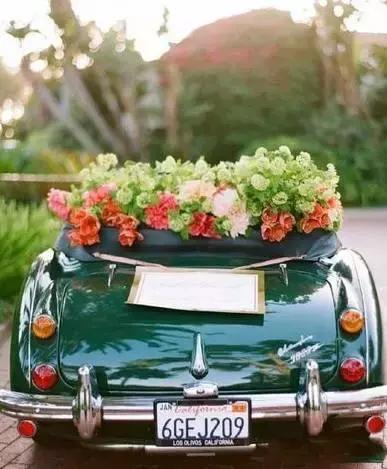 浪漫的複古婚禮花車，為你的婚禮珍藏