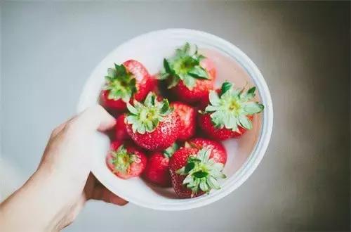 人這一輩子,一晃就老了