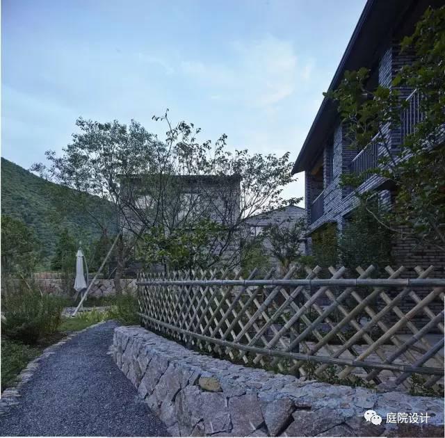 看完這些鄉村庭院設計,你可能馬上就有回鄉下的衝動