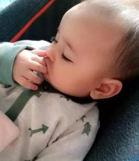 全球新晉最年輕美女,滿月傾城,半歲傾國!