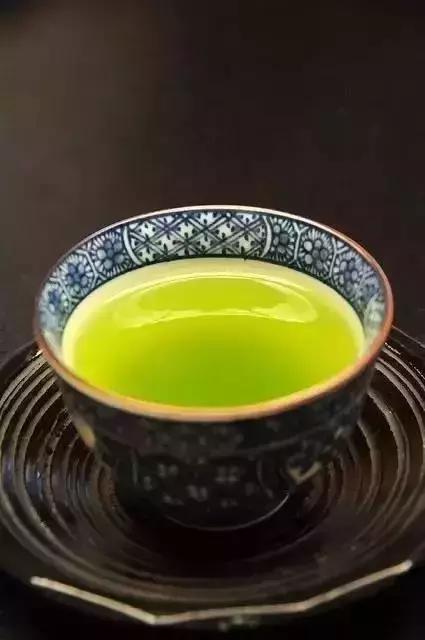 別太在意,人走茶涼,物是人非
