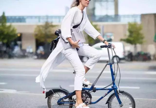 騎單車該怎麼穿，才能時髦地凹造型？