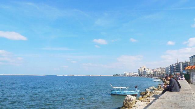 領略地中海風情,造清新浪漫客廳