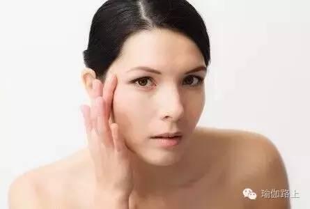 身體僵硬的6大危害(附瑜伽拉伸)