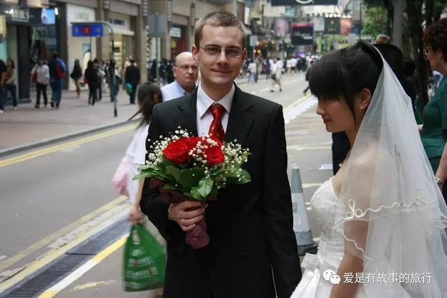 環球旅行十年:旅途中的跨國戀