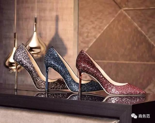 被MK收購的Jimmy Choo，為什麼人人都愛穿？