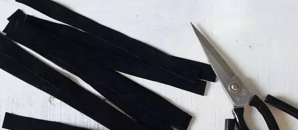 今年流行的綁帶鞋,原來還能DIY!