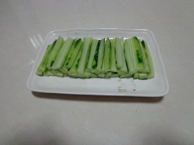 細聊:蒜蓉黃瓜條的做法