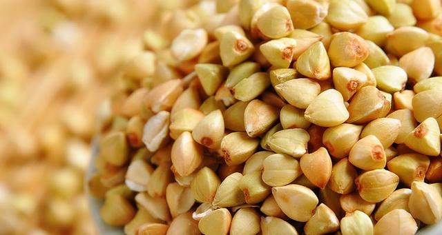 血液垃圾堆積、血液粘稠像漿糊,煮1種水每天喝2次,清血管垃圾