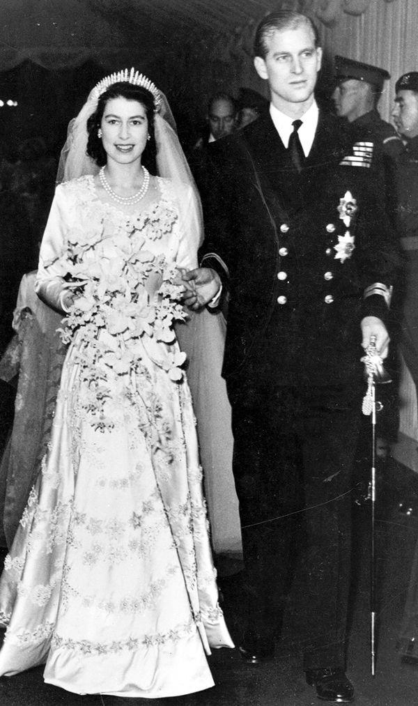 上下70年:史上最美麗的皇室婚紗集合