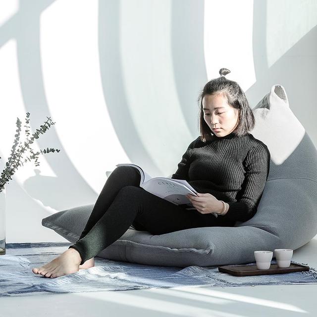 要想打造一個格調的休閒區，花樣繁多的單人沙發到底怎麼挑？