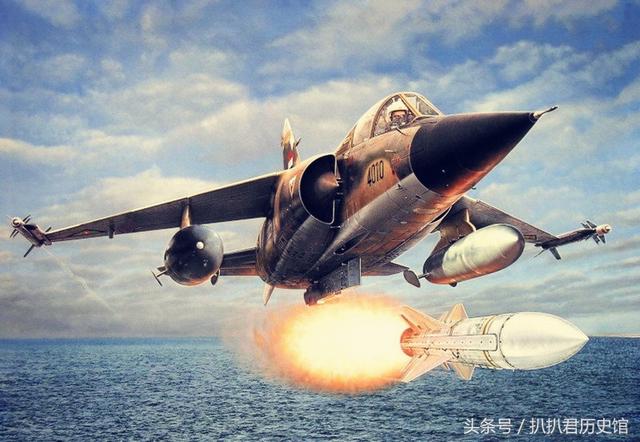 史上頭一遭! 美國軍艦險被一架客機擊沉,奈何有苦卻說不出?