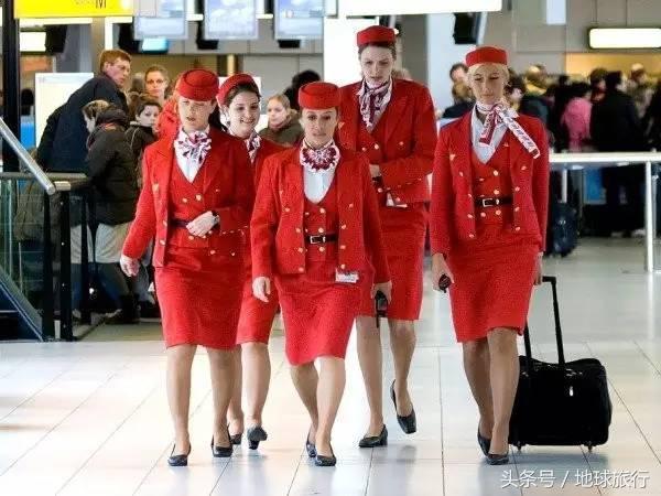 如果外出坐飛機旅行,下面哪個國家的空姐最入你的眼?