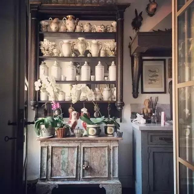 原來,頂級時尚大咖愛的是這種裝修風格!