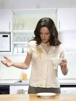 衣服不管染上什麼,用這招都能洗掉!