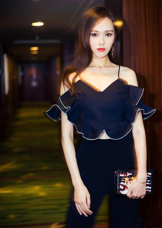 根據肩型穿對露肩裝,竟然這麼美!