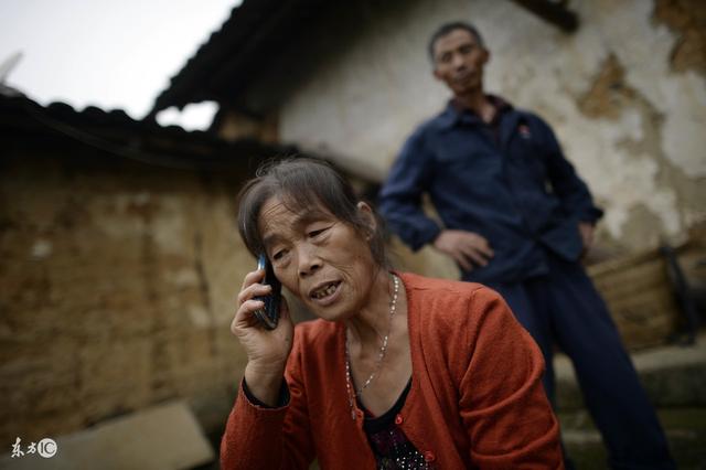 父母在,人生尚有來處;父母去,人生只剩歸途《看一次落淚一次》