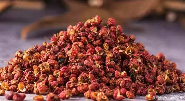 秋天泡泡腳,排毒百病消! 10大古方泡腳,為家人收好!
