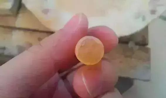 圖解蜜蠟手工雕PK機雕全過程,誰才是王者!