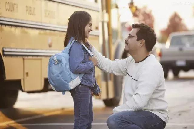 幼兒園放學，早接的孩子跟晚接的孩子10年後差距驚人？