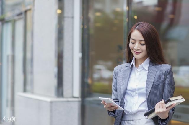 “有錢女人和沒錢女人,有這四種不同”