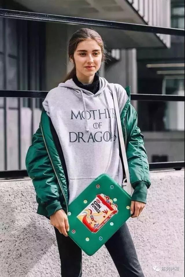 為什麼別人大衣穿的這麼好看,你卻穿的如此普通?