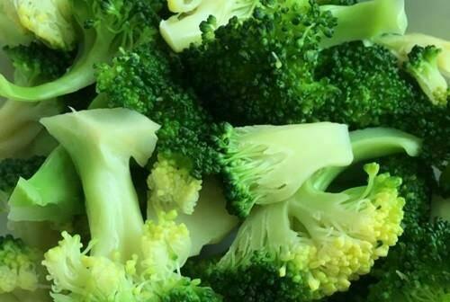 西蘭花是抗癌之王,卻不能與這四種食物一起吃
