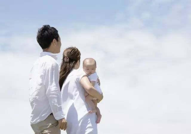男人一半是君子，一半是動物；女人一半是···一半是···