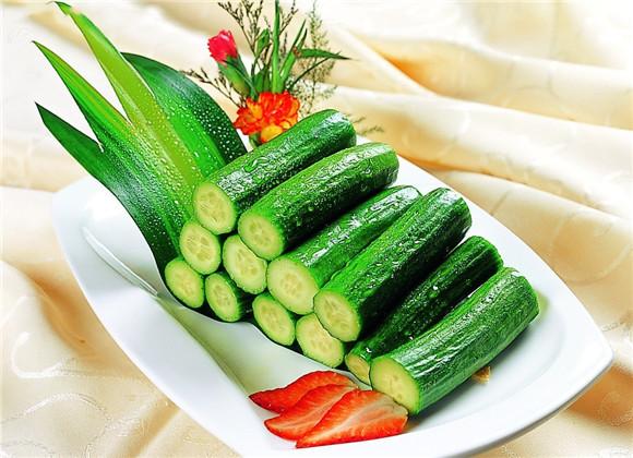 25歲過後，別讓皺紋找上你，7種助你抗皺的蔬果要常吃！