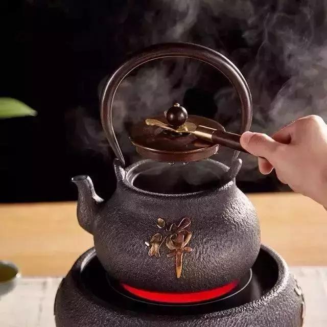 煮的是茶,熱的是心