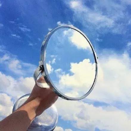 一個不欣賞自己的人，是難以快樂的