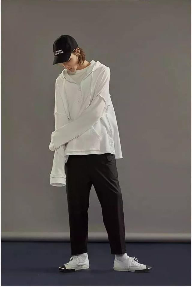 不是腿短,是褲長不對