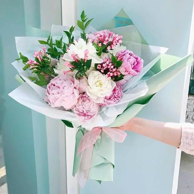 花束製作有那麼難? 高級花藝師教你一些方法