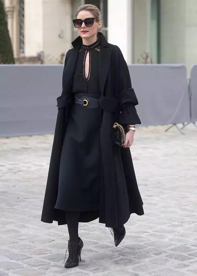 聽說你不知道內搭穿什麼? 仙女們可都在穿裙子!