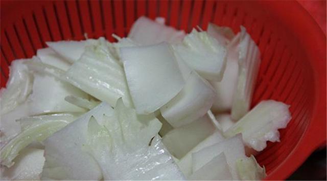 俗話說:“百菜不如白菜”,大白菜這樣吃益處多,很多人都不知道