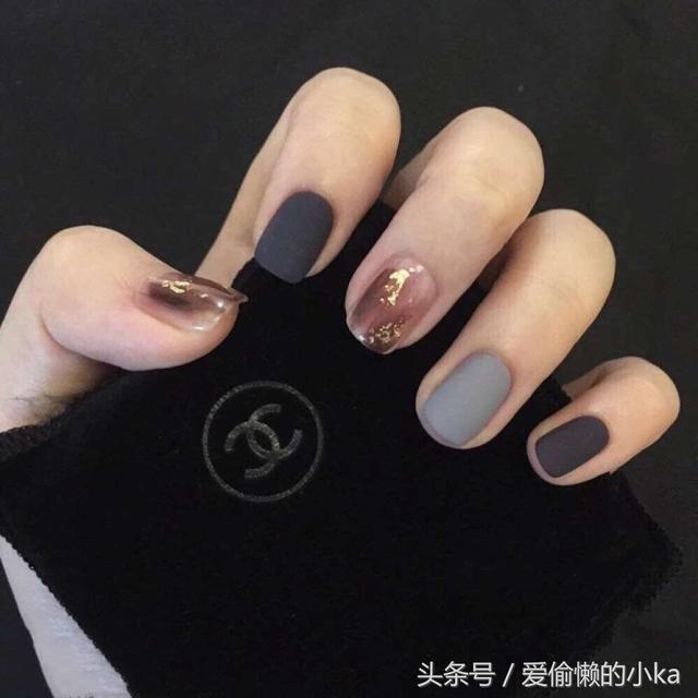 新年就要從頭美到腳,超好看大熱款美甲來襲