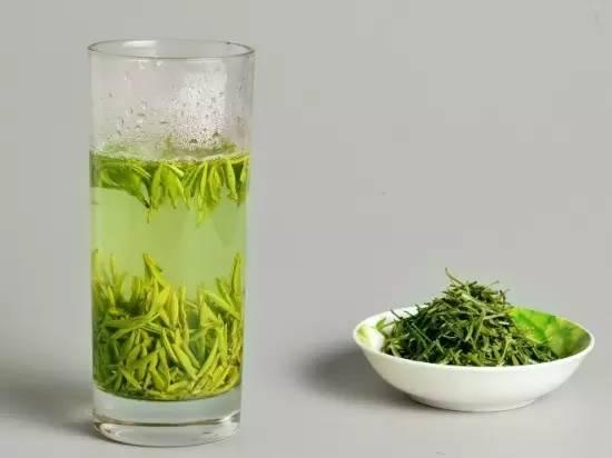 醫生提醒你:喝茶有益健康,但99%的人都錯在了這些地方