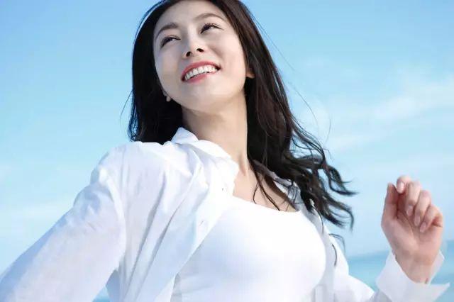 女人，可以窮，不可以輕
