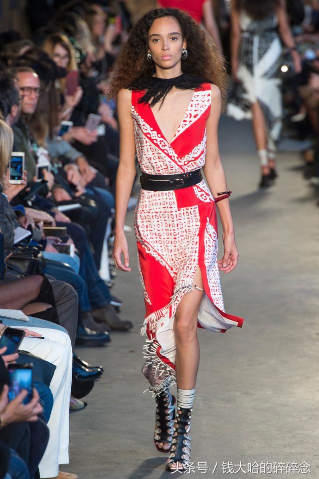 上班這麼穿辦公室氣場完爆:Altuzarra2018春秀場女裝合輯