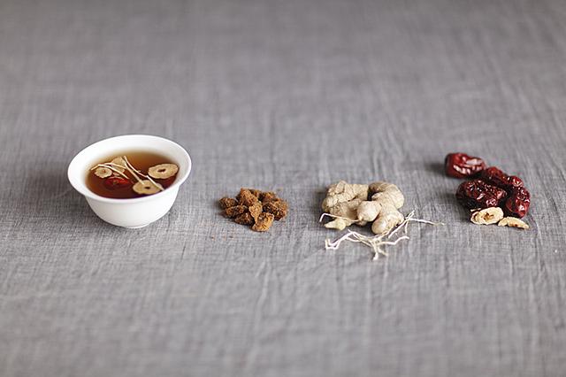 小小生薑用的好,祛風寒、通鼻塞、補血、暖脾胃,治療宮寒痛經!