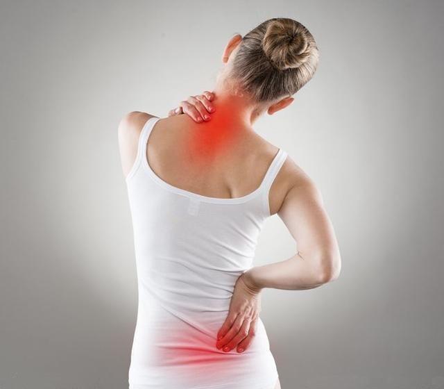 腰肌勞損是一種現代病，學會這4個方法，也能緩解一下！
