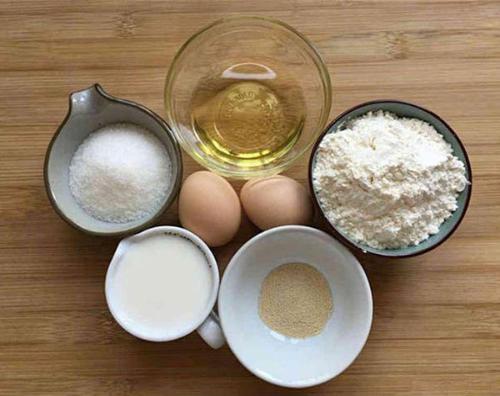 這餅不用加一滴水，平底鍋就能做，鬆軟香甜，老少都能吃