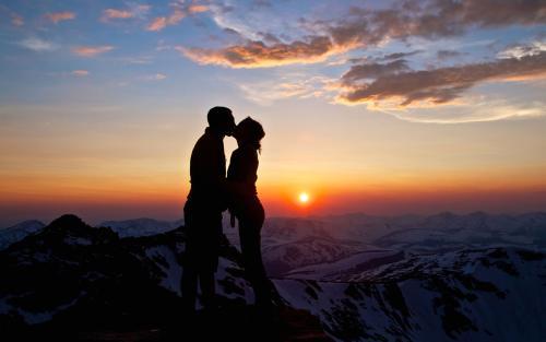 但願來世，你我不再相欠....