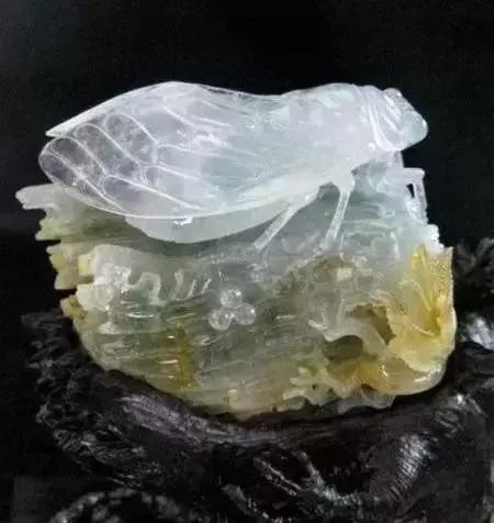 賞析｜玉蟬：以生為佩，以死為含