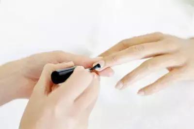 指甲油怎麼塗才好看?