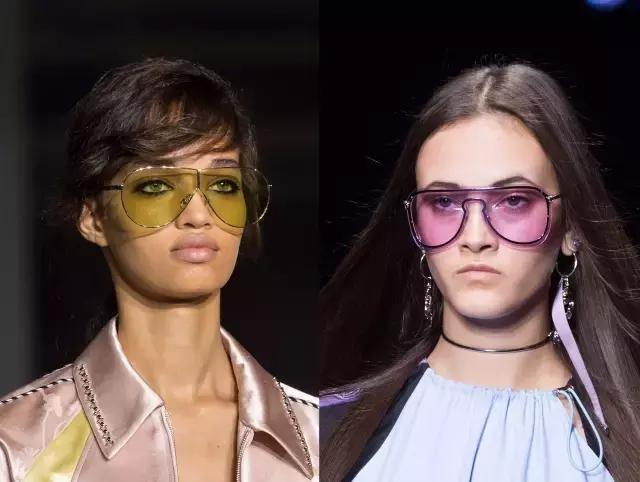 這是個萬能的時髦小物,能顯臉小還能輕鬆點亮全身!