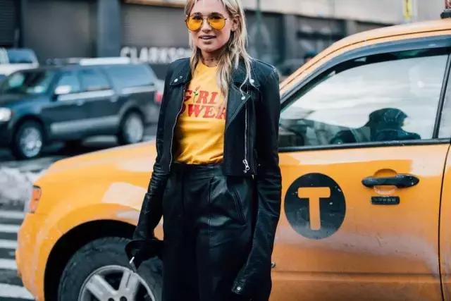 這是個萬能的時髦小物,能顯臉小還能輕鬆點亮全身!